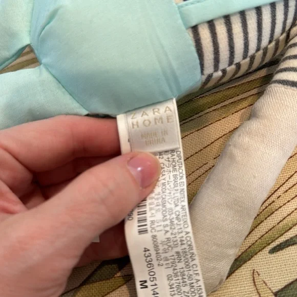 ZARA HOME BUNDLE OF 2 PLUSH STUFFED ANIMALS CAT AND BEAR - Picture 5 of 7